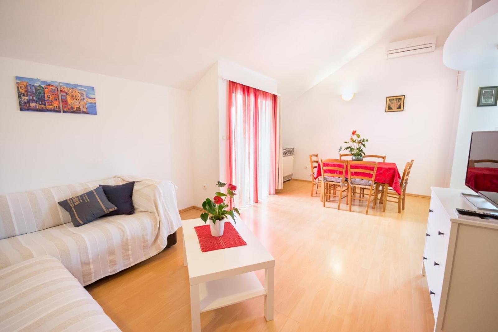 Apartments With A Parking Space Njivice, Krk - 5427 部屋 写真